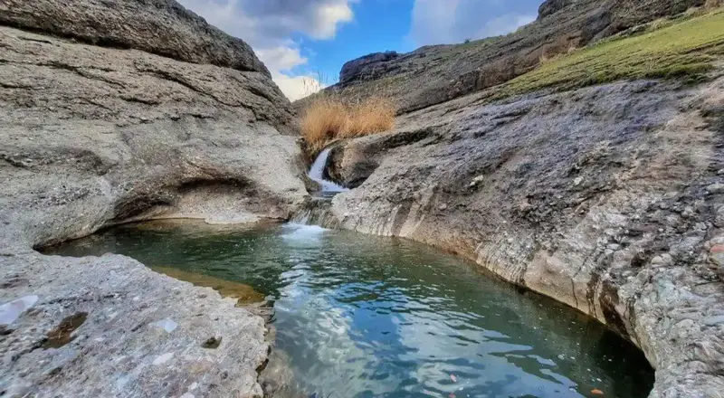 آبشار طلایی مخملکوه - تصویر 5