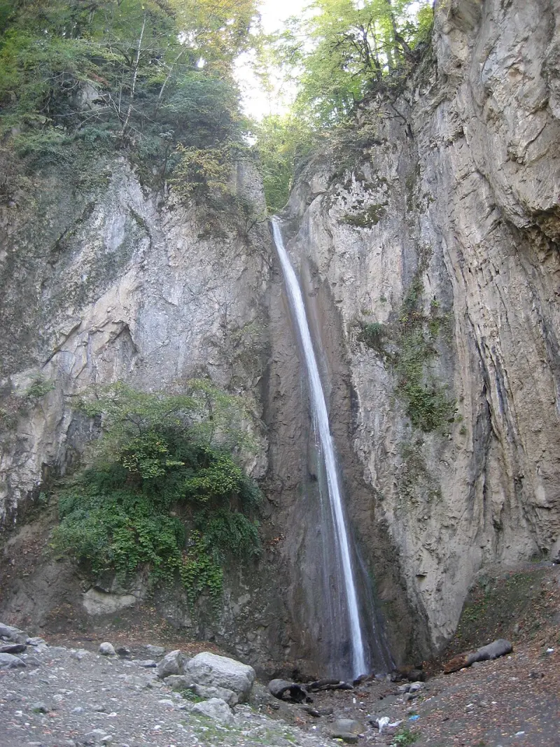 آبشار زیارت - تصویر 6