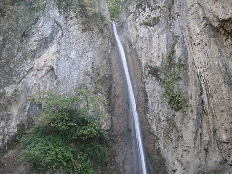 آبشار زیارت - تصویر 6